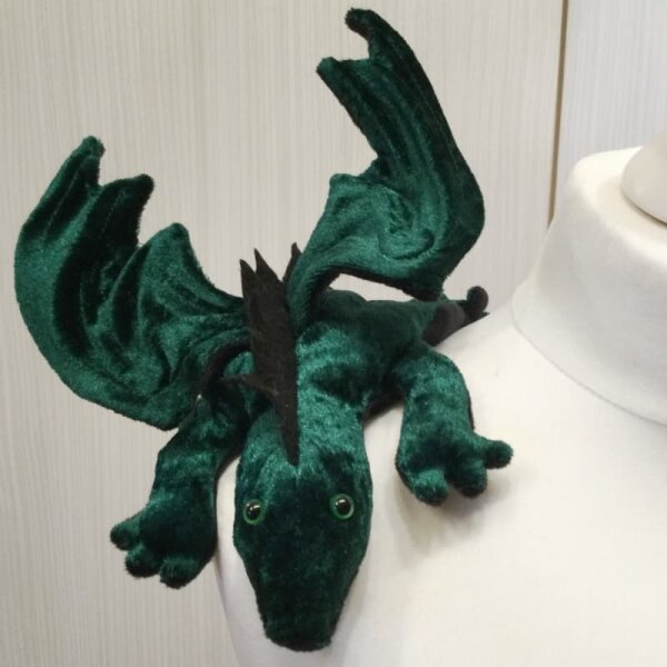 Shoulder dragon L2, dark green, spiky crest